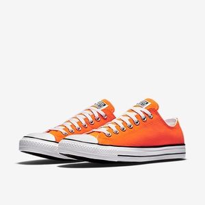Converse orange low top